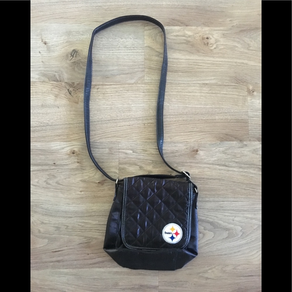 Pittsburgh Steelers black quilted bag